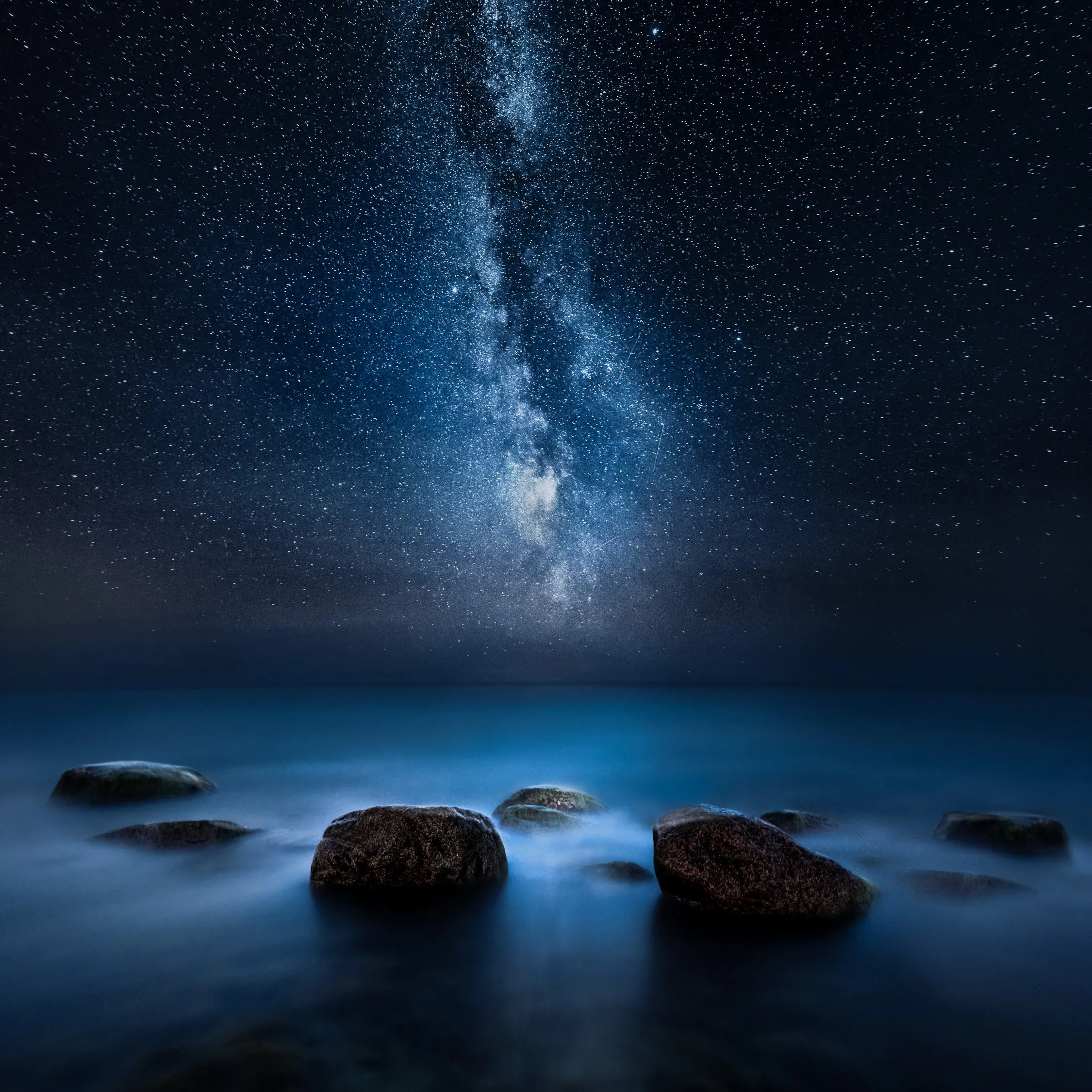 Stillness, a night landscape photograph from the Edge collection by Mikko Lagerstedt.